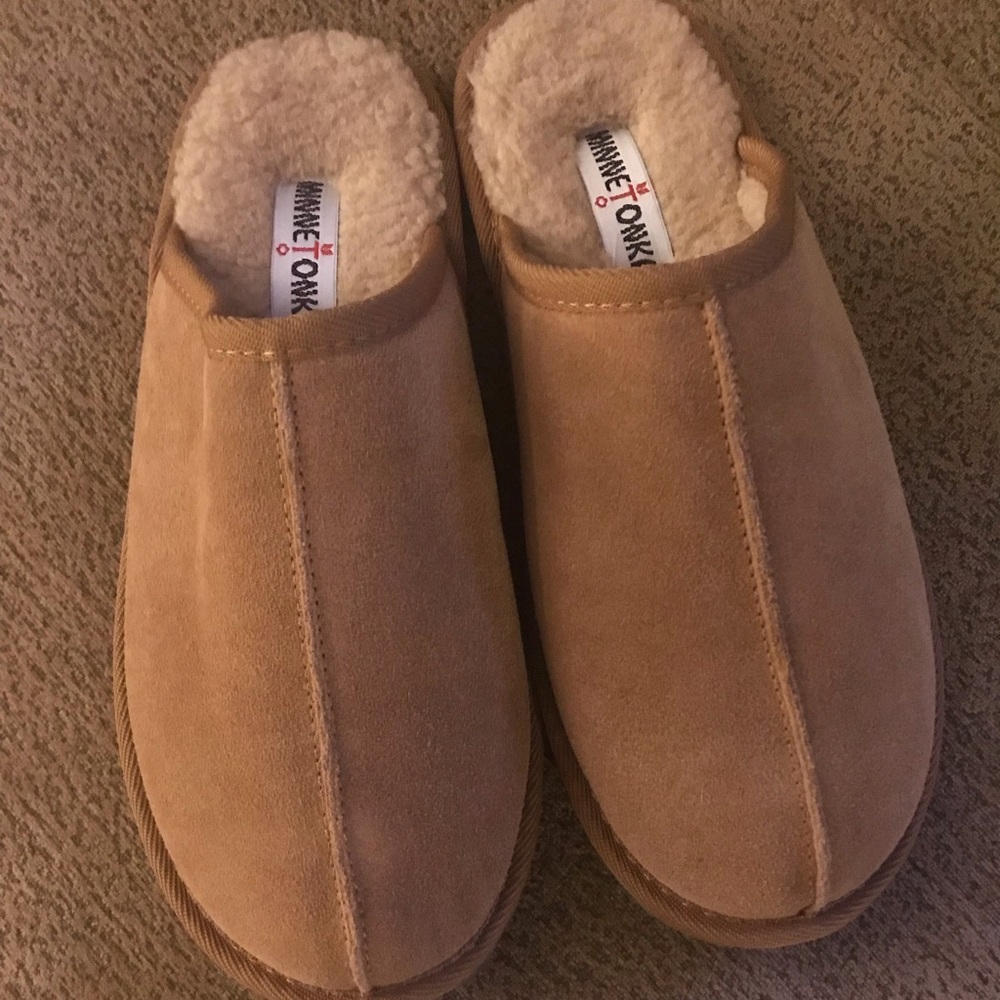 Men’s Minnetonka Slippers